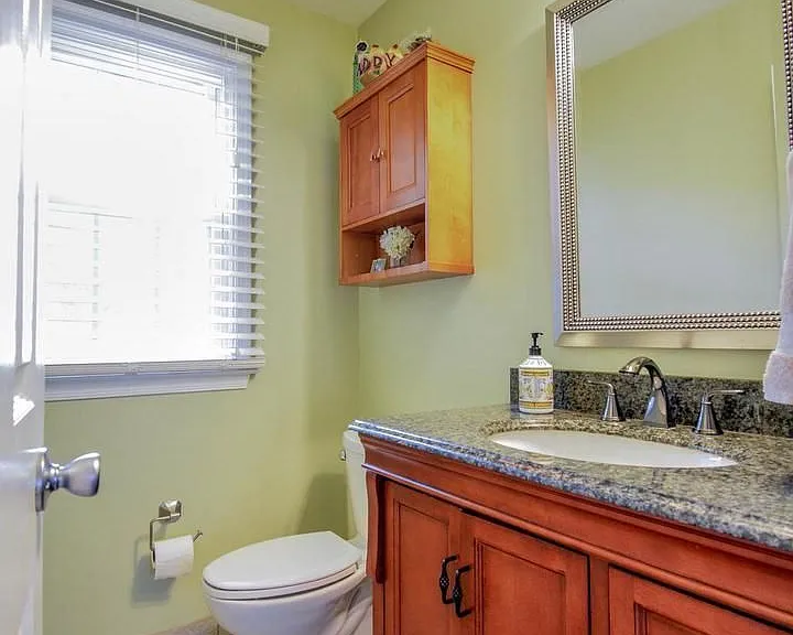 13527 Point Pleasant Dr — Photo 17