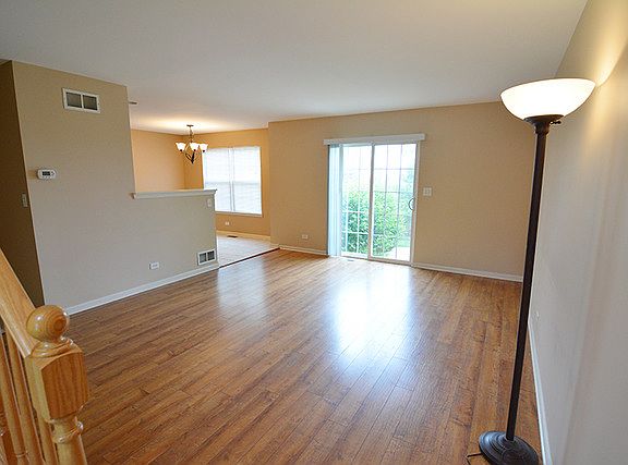 4th image of 1025 N South Elgin Blvd