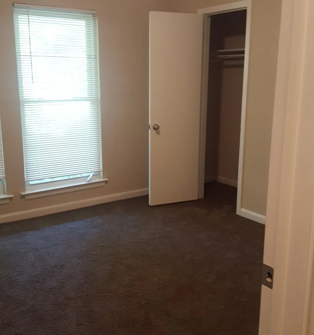 4 bed, 1448 sqft, $1,950 — Photo 2