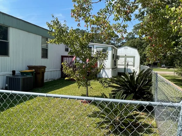 880 Cedar Lake Rd #61, Biloxi, MS 39532