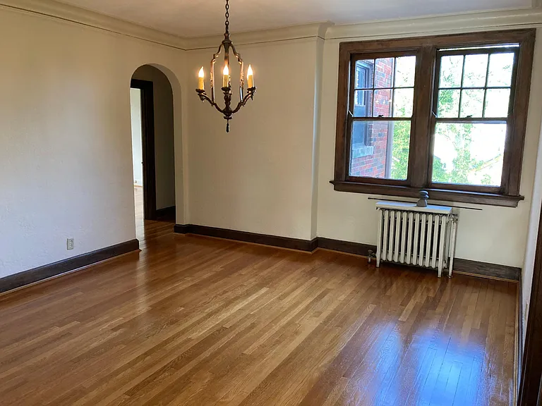 3021 Fairfield Ave #B12 — Photo 8