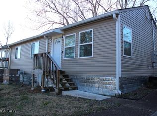 114 N Jefferson Cir, Oak Ridge, TN 37830