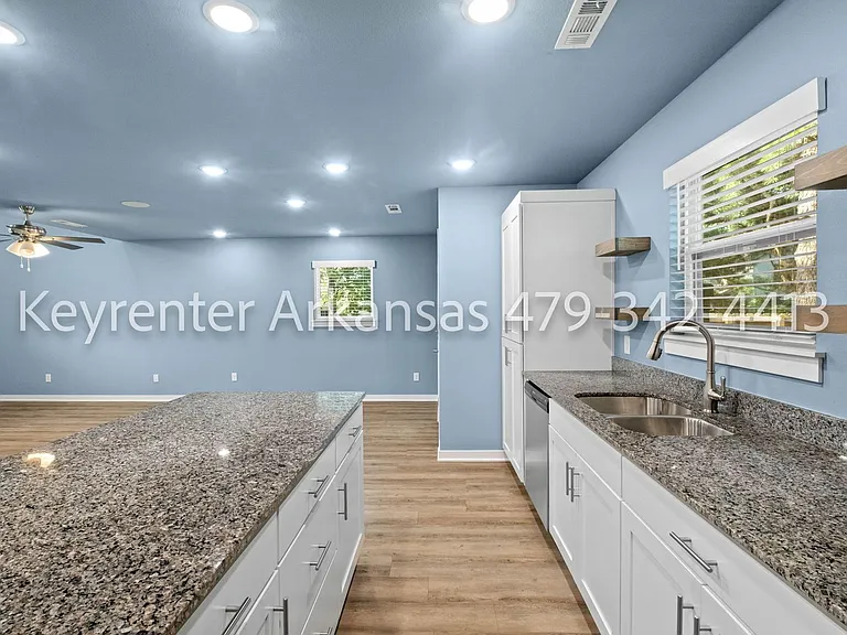 899 N Rupple Rd #121 — Photo 11