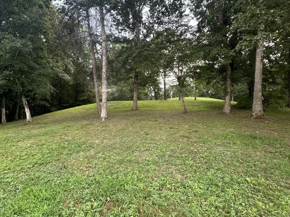 E Deer Creek Dr, Crossville, TN 38571