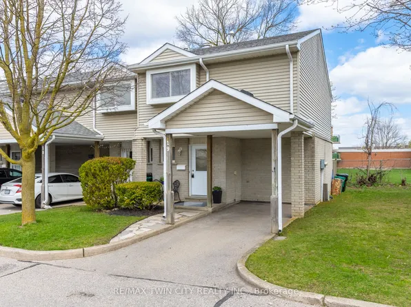 125 Sekura Cres, Cambridge, ON N1R 8B4