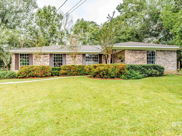 602 Patlynn Ct, Fairhope, AL 36532