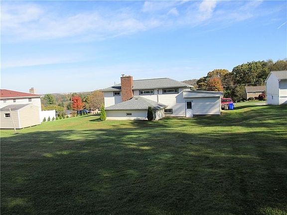 5th image of 122 James Dr