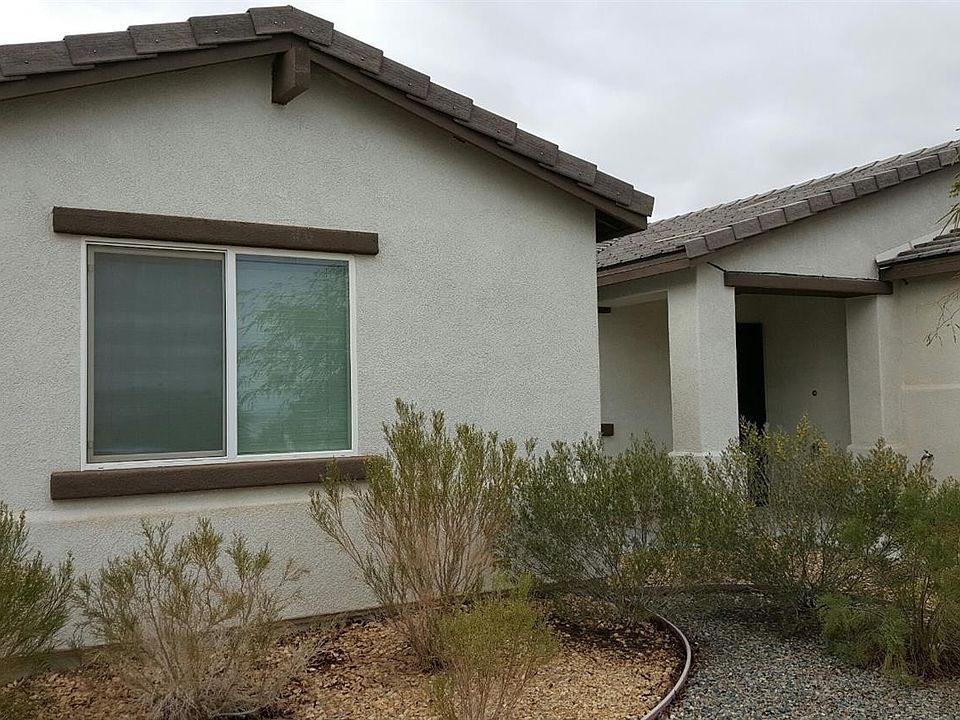 1st image of 909 Wren Ct