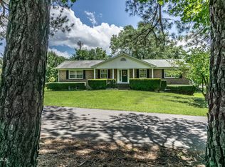 2449 Jennings Dr, Kingsport, TN 37660