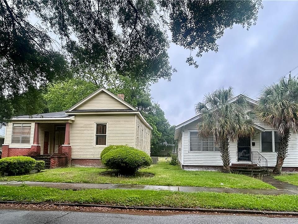 1st image of 302 Stocking St