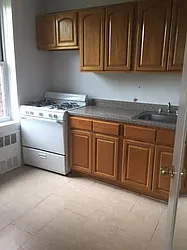 Rented by Roberto Guilbet, LREB