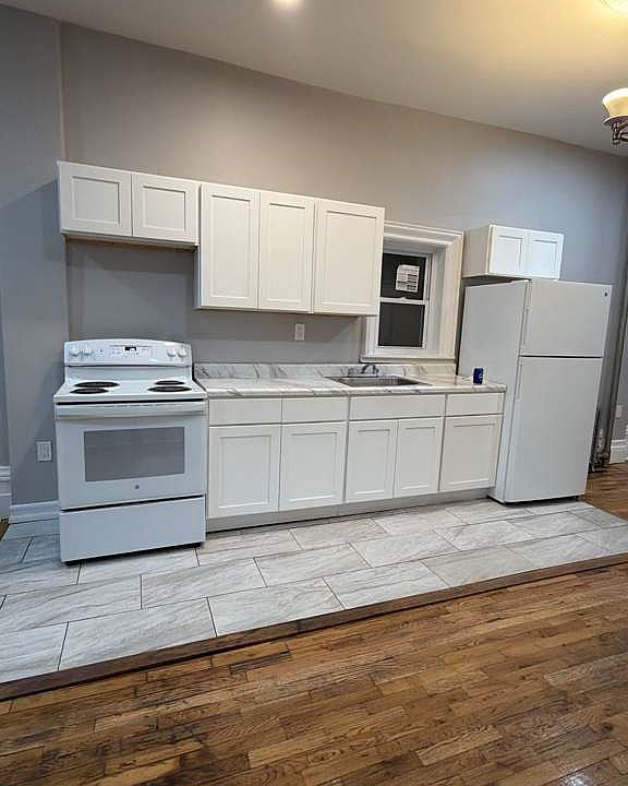 2nd image of 139 Grafton St Unit 1