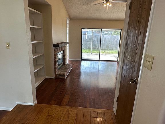 3rd image of 5680 Spanish Mission Ct