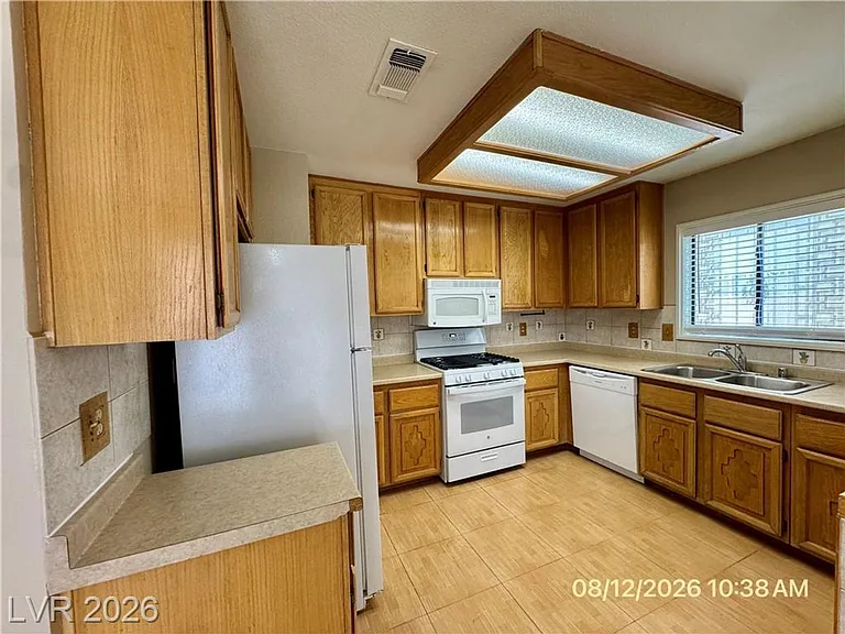 8621 Lyla Rae Cir — Photo 3