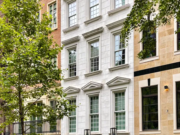 116 East 61st Street image 1 of 16