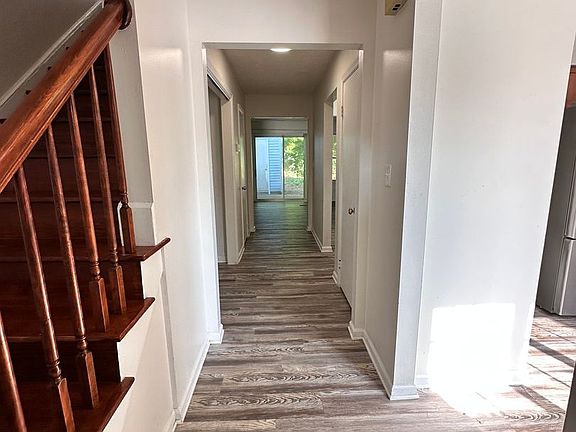 2nd image of 5387 Grand Lake Cres