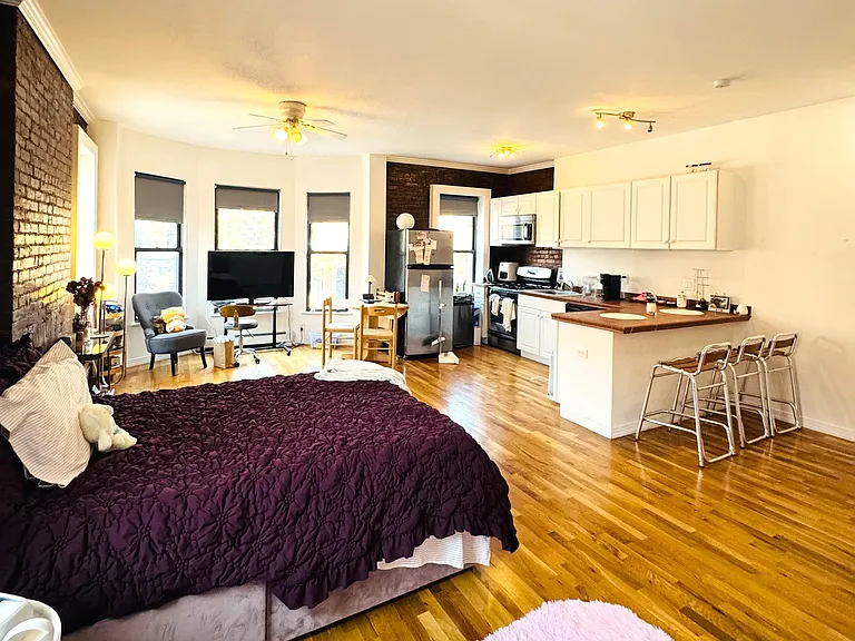 435 Jersey Ave #2E — Photo 7