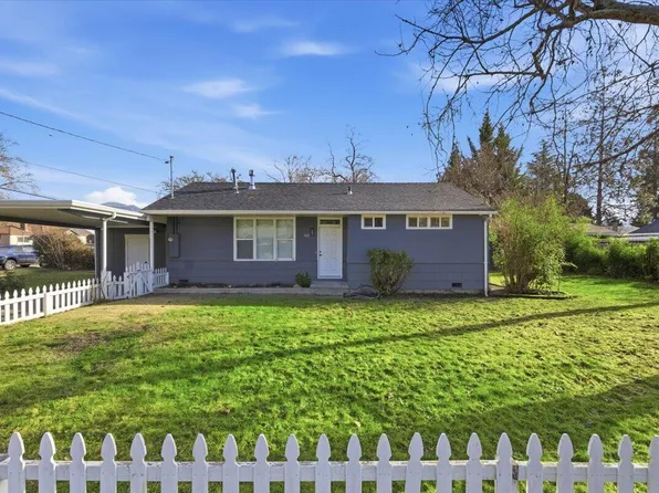 605 SW Greenwood Ave, Grants Pass, OR 97526