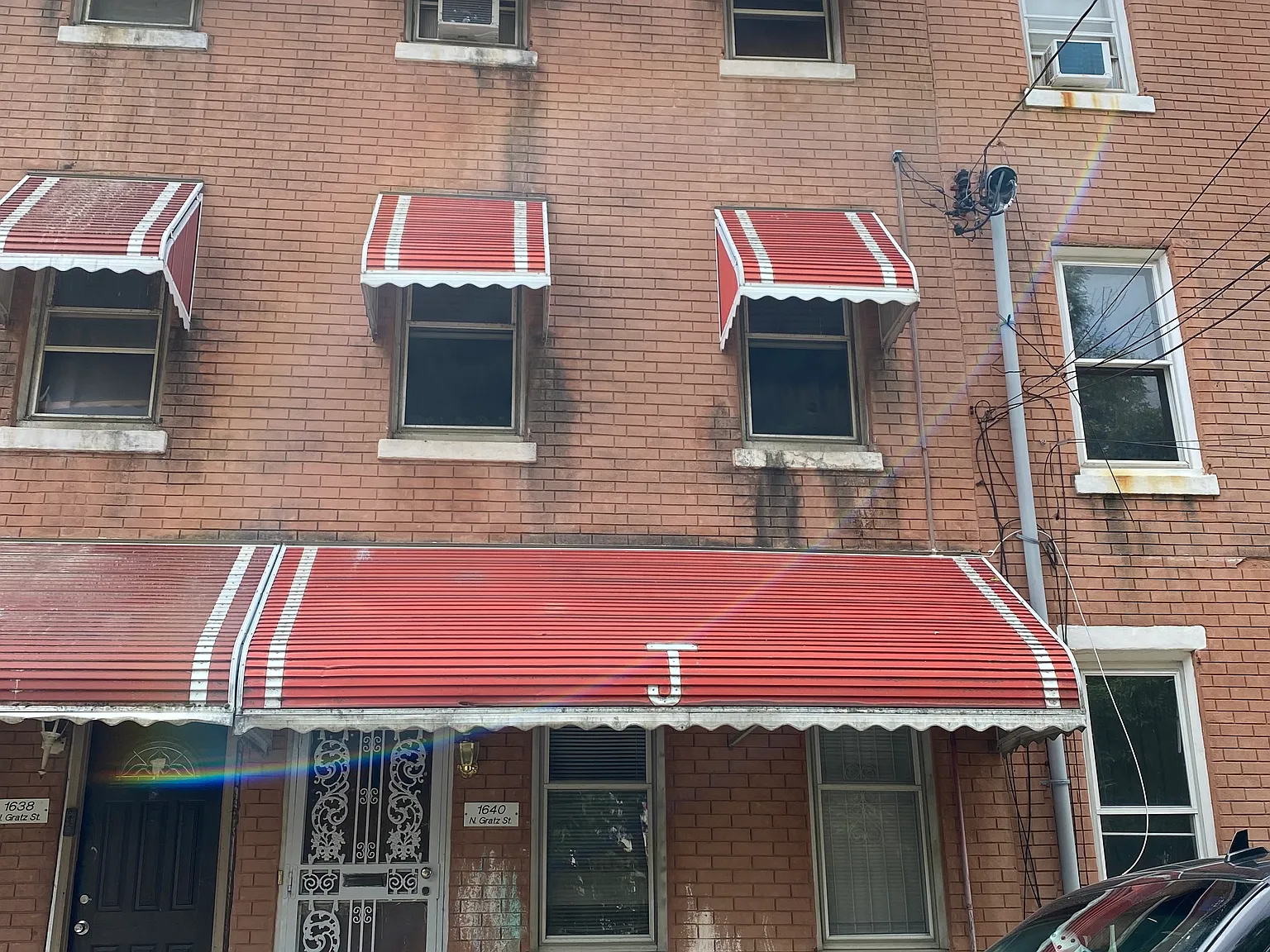 5 bed, 1800 sqft, $1,800 — Photo 1