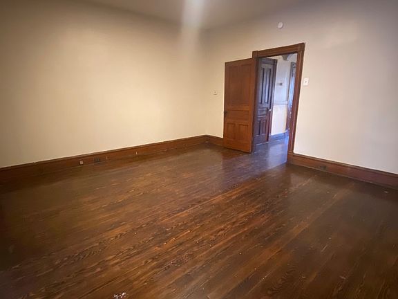 4th image of 3826 Nebraska Ave #1F