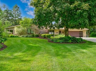 17425 Mierow Ln, Brookfield, WI 53045