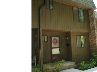 3 Great Oak Ct, Cromwell, CT 06416