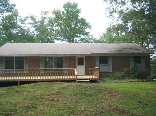 519 Evergreen Ln, Catawissa, PA 17820