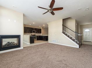 3934 Rennes Dr, Columbus, OH 43221