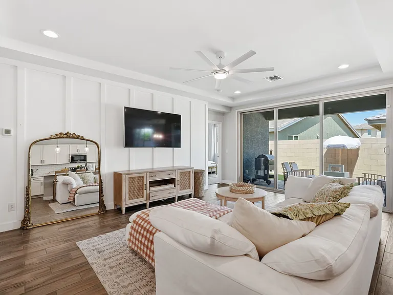 9862 E Palladium Dr — Photo 6