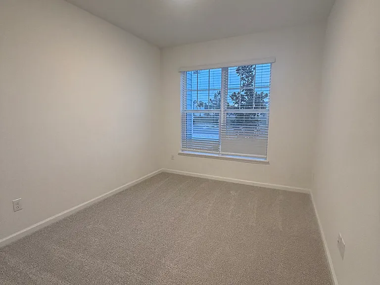 87 Silver Myrtle Ct — Photo 7