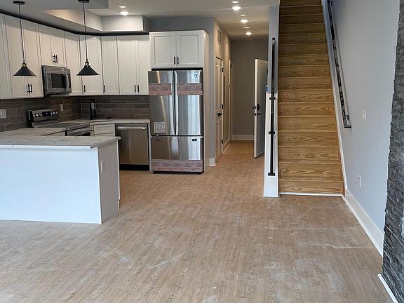 5th image of 1511 N Hancock St #3
