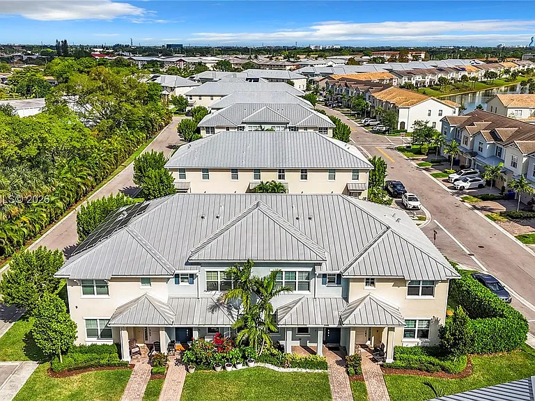 5040 Eucalyptus Dr #2 — Photo 46