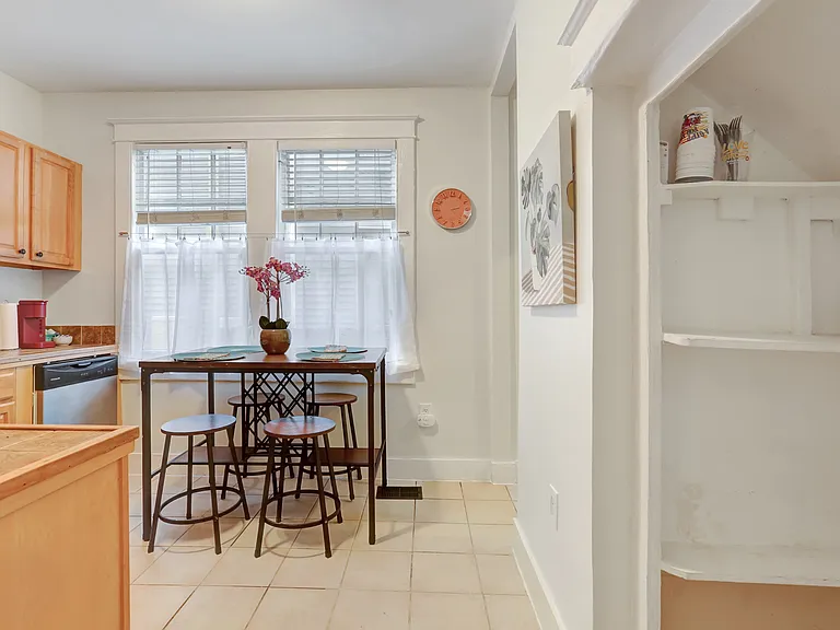 4007 Octavia St — Photo 11