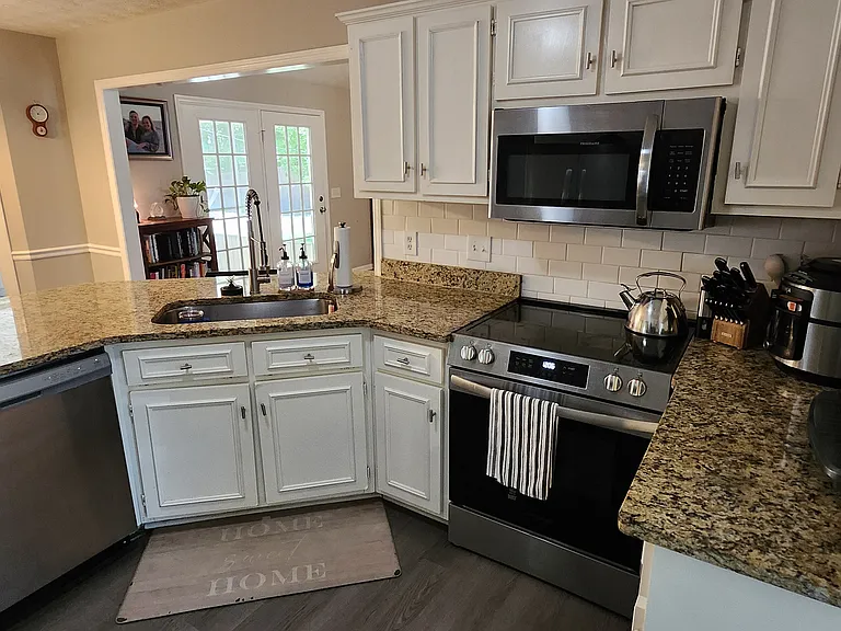 6725 Stone Creek Ct — Photo 6