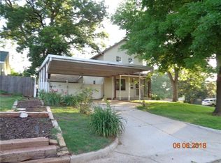 1402 W Warner Ave, Guthrie, OK 73044