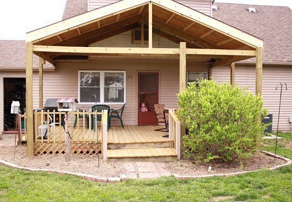 New back porch w/roof