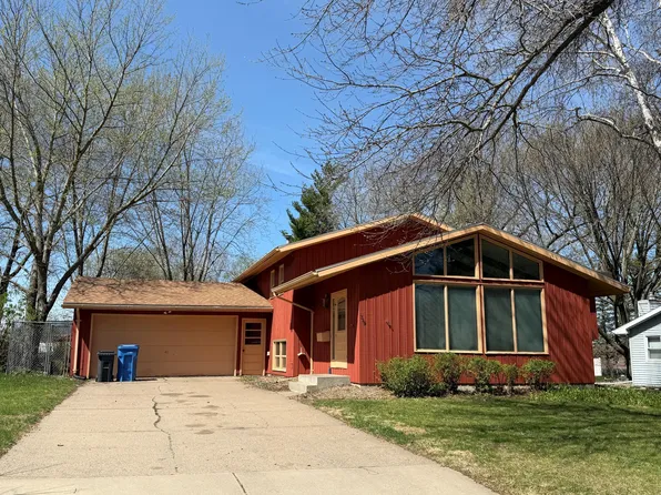 1329 Conrad Dr, Winona, MN 55987