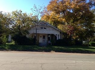 412 S Reagan St, West, TX 76691