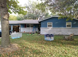 6123 E Edinburg St, Wichita, KS 67220