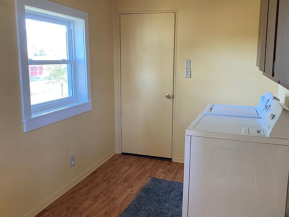 Utility with new washer & dryer