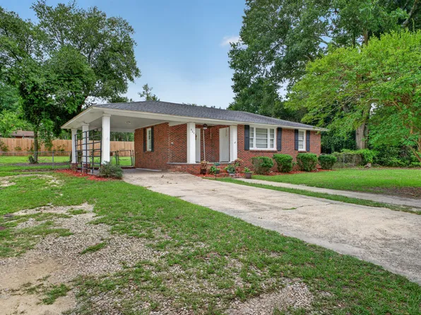 404 Kennebec St, Aiken, SC 29801