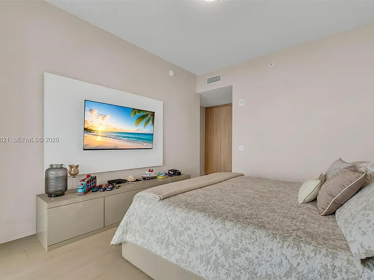 18975 Collins Ave #2802 — Photo 52