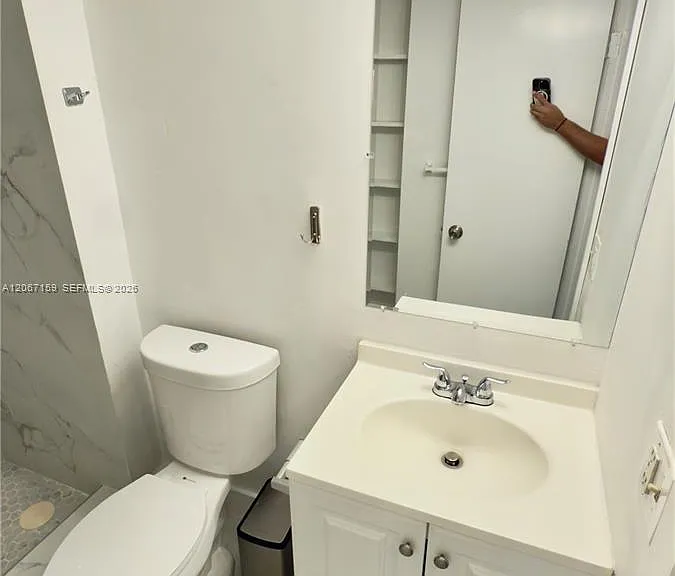 1351 NE Miami Gardens Dr #422E — Photo 7