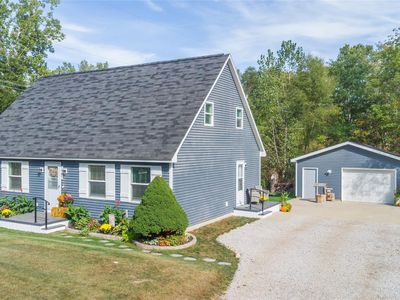 1731 Fisk Rd, Howell, MI, 48843