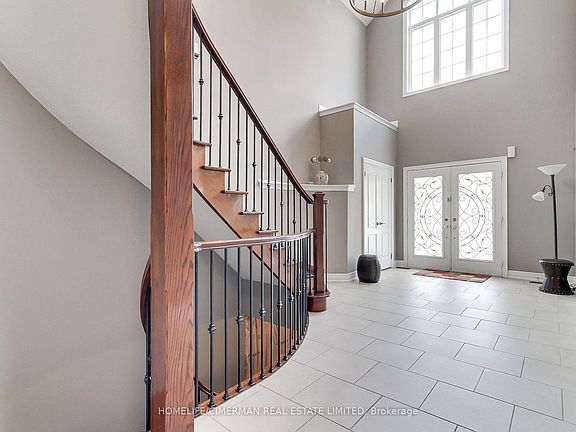 5th image of 88 Chelsea Cres