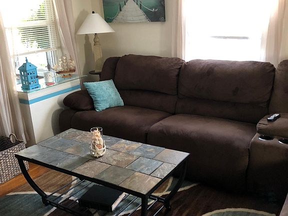 3rd image of 2700 Baltic Ave #2