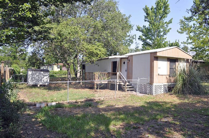 1st image of 2657 Isabella Ave