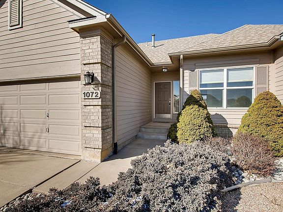 3rd image of 1072 Whistler Hollow Dr