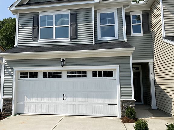 2nd image of 216 Hiking Hill Ln