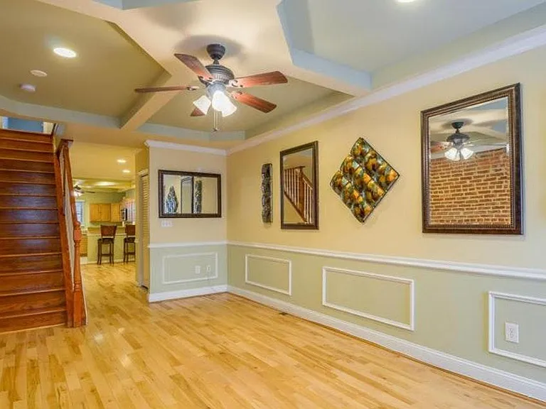 2326 E Fayette St — Photo 1